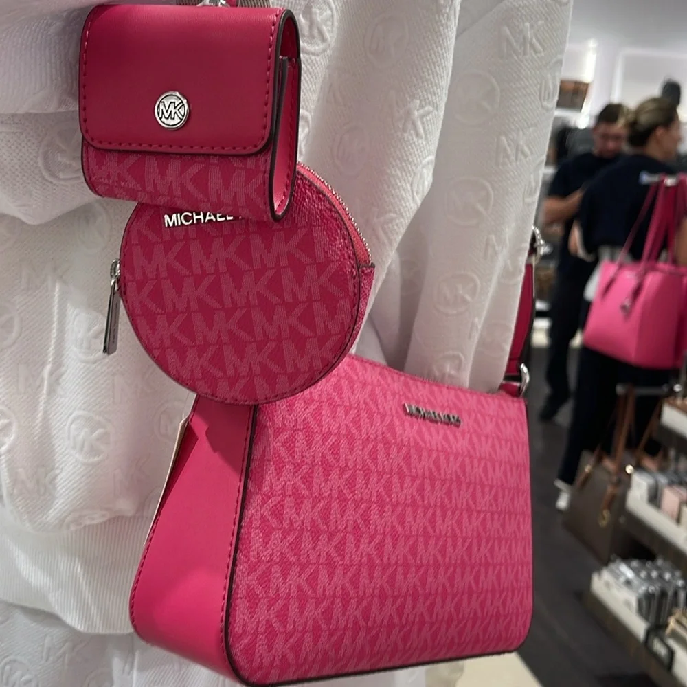 Michael Kors Jet Set Signature Logo Crossbody Bag with Case for Apple AirPods P - Picture 13 of 16